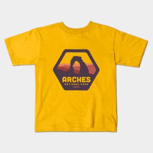 Arches National Park Design Kids T-Shirt